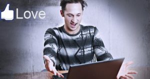 איך להתאים כרטיס פייסבוק לדייטים